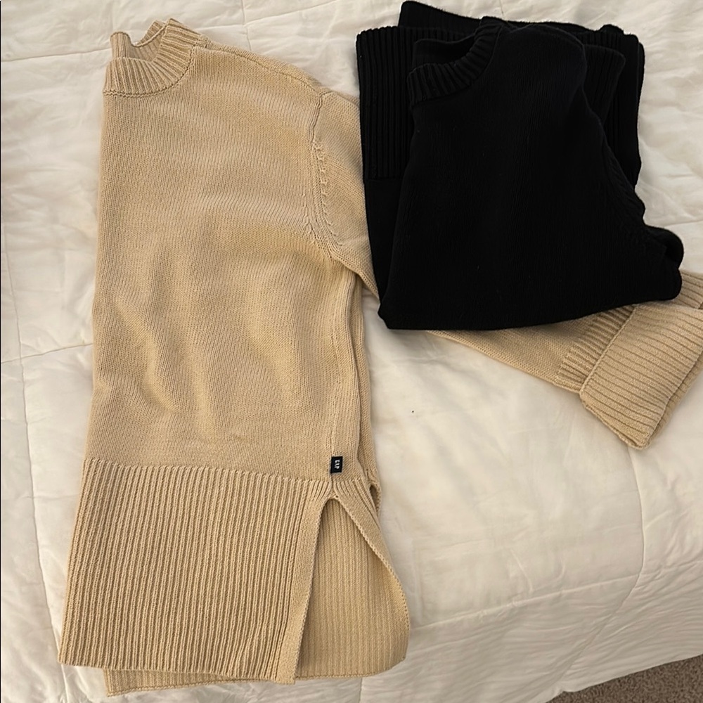 Beige and Black Women's Sweater